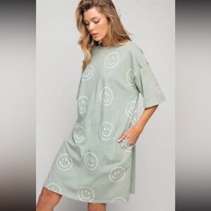 Easel Smiley Dress